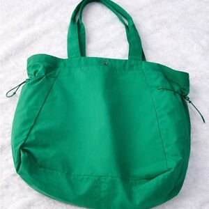 Lululemon Large Emerald Green Tote Bag | Spacious Everyday Carryall